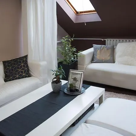 Elegant Balaton Apartment Balatonudvari